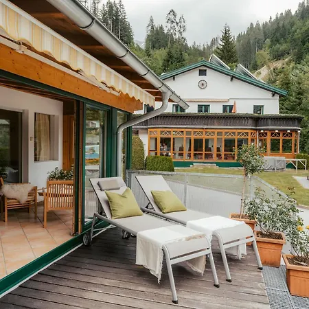 Ferienwohnungen Badbruckerweg- Bad Gastein Lägenhet